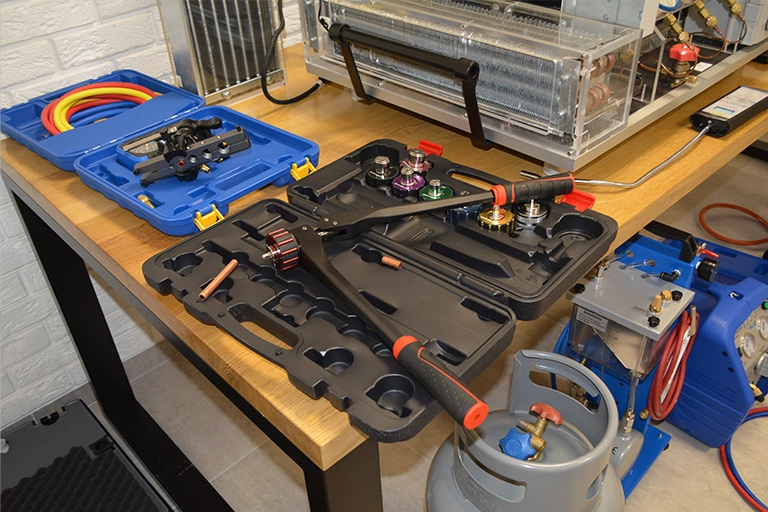 Szkolenie przypominające pompy ciepła